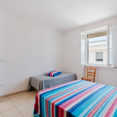 Punta Pizzo * مارينا دي مانكافيسا