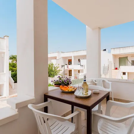 Punta Pizzo مارينا دي مانكافيسا