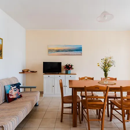 Apartment Punta Pizzo