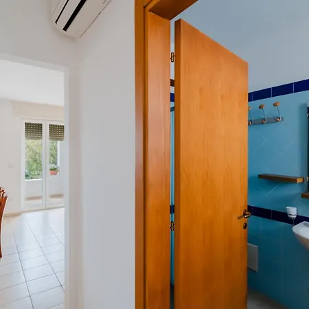 Punta Pizzo Apartment *